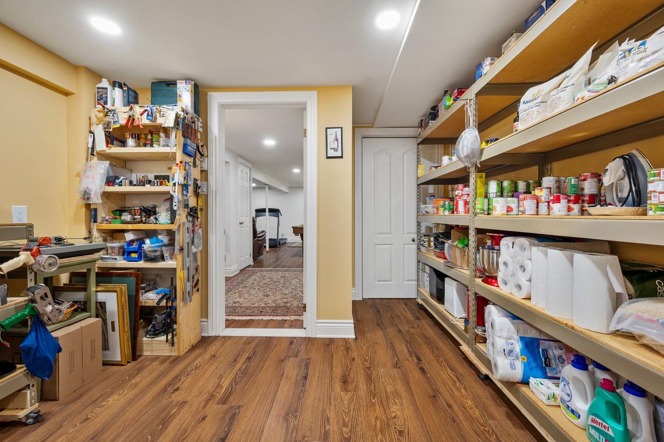 Rangement - 1334 Rue Des Peupliers, Mont-Saint-Hilaire, QC - Indoor