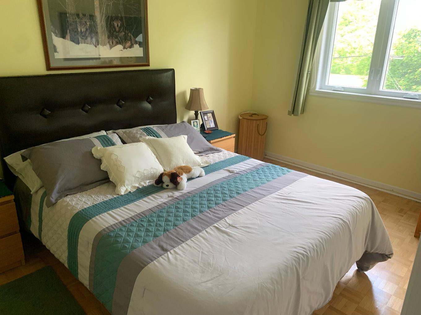 Bedroom - 46 Rue De Saratoga, Kirkland, QC - Indoor Photo Showing Bedroom