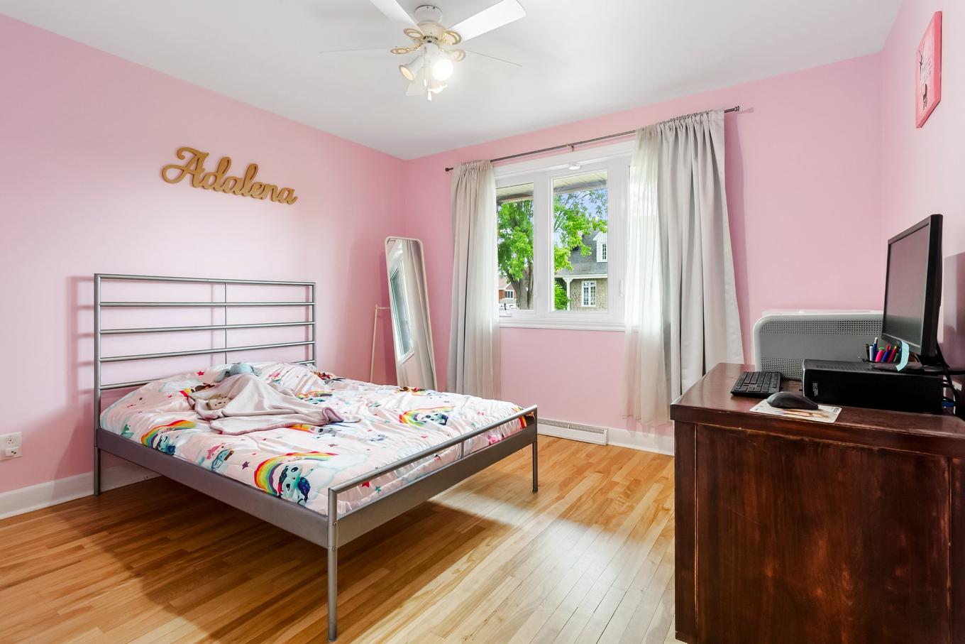 Chambre à coucher - 3840 Rue De Cambrai, Laval (Saint-François), QC - Indoor Photo Showing Bedroom