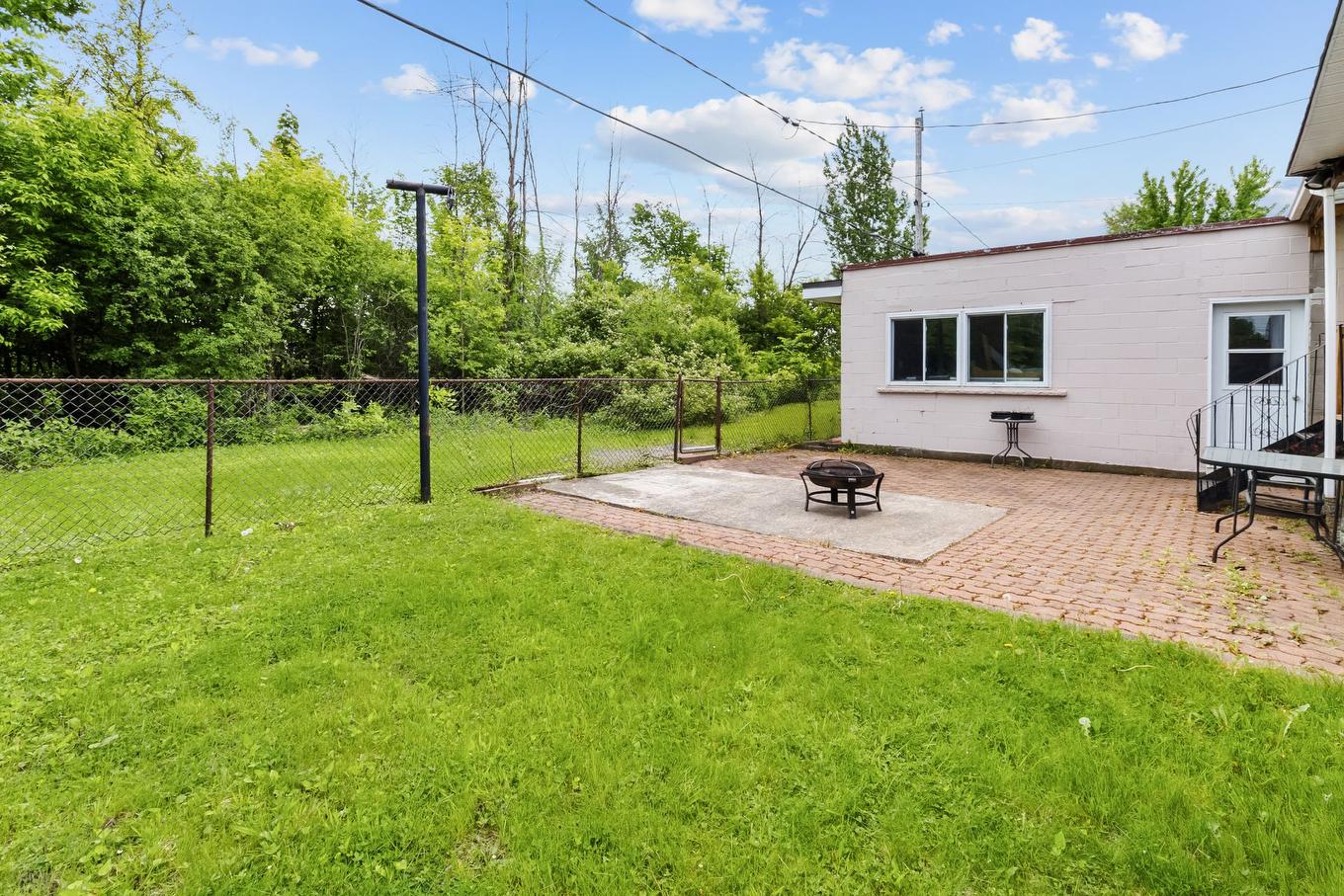 Cour - 3840 Rue De Cambrai, Laval (Saint-François), QC - Outdoor