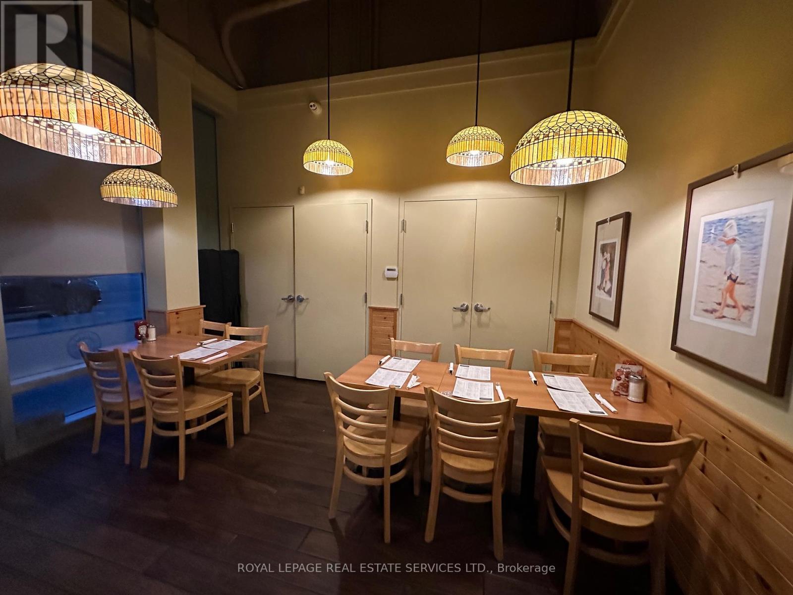 111 - 507 Lakeshore Road, Mississauga, ON