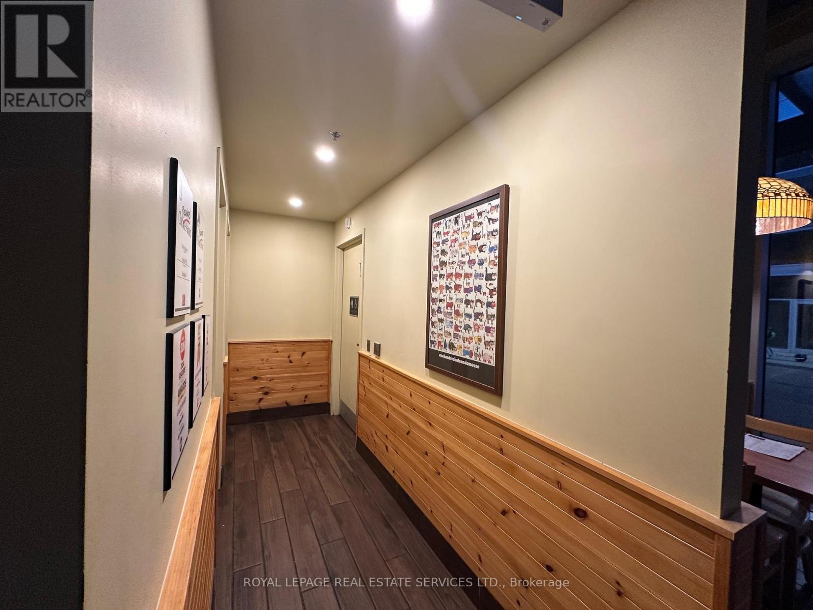 111 - 507 Lakeshore Road, Mississauga, ON