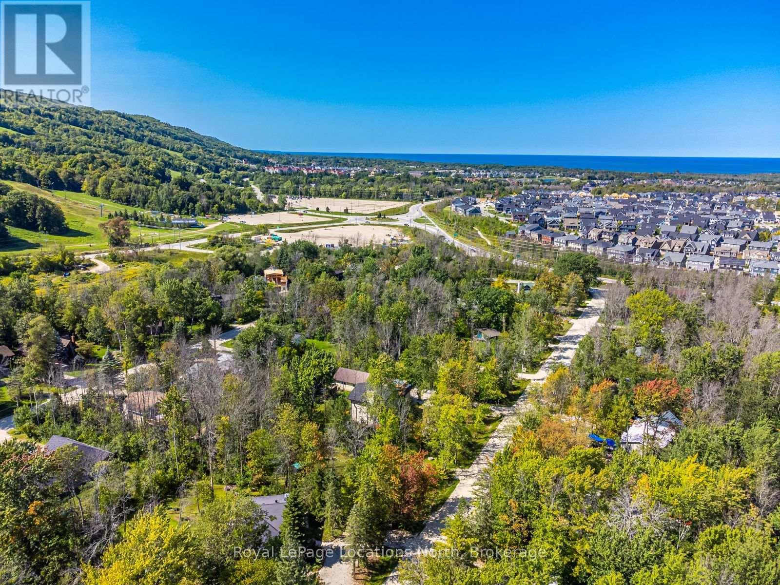 120 Patricia Drive, Blue Mountains, ON