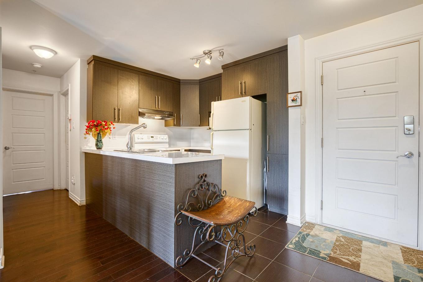 Kitchen - 305-995 Rue St-Germain, Montréal (Saint-Laurent), QC - Indoor Photo Showing Kitchen