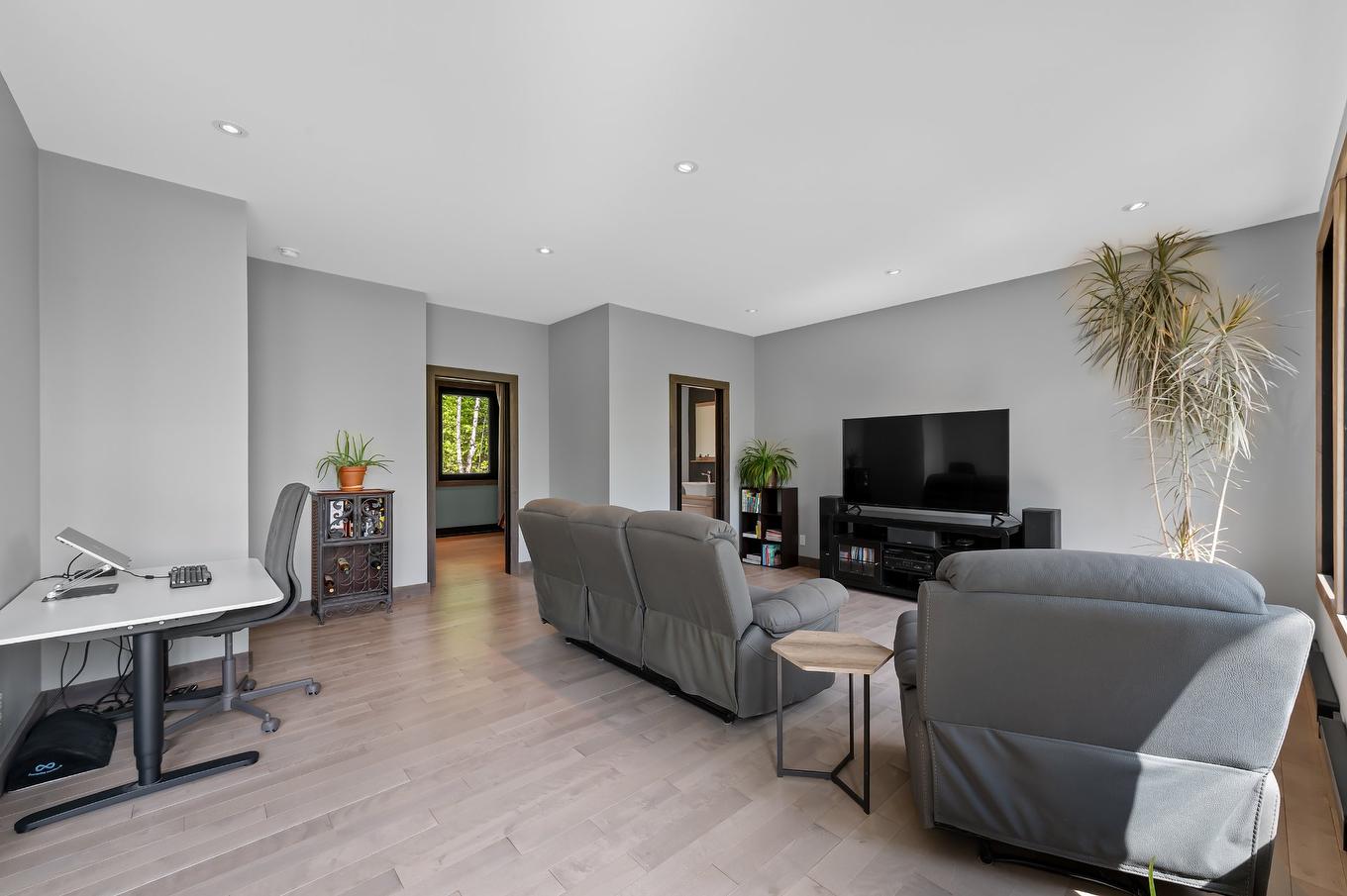 Family room - 139 Mtée Des Samares, Sainte-Agathe-Des-Monts, QC - Indoor