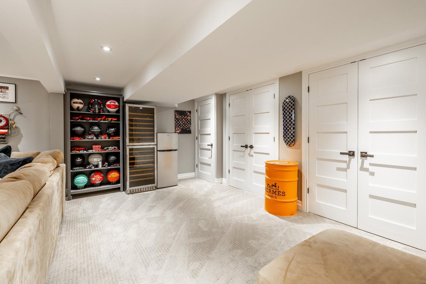 Salle familiale - 264 Brighton Drive, Beaconsfield, QC - Indoor