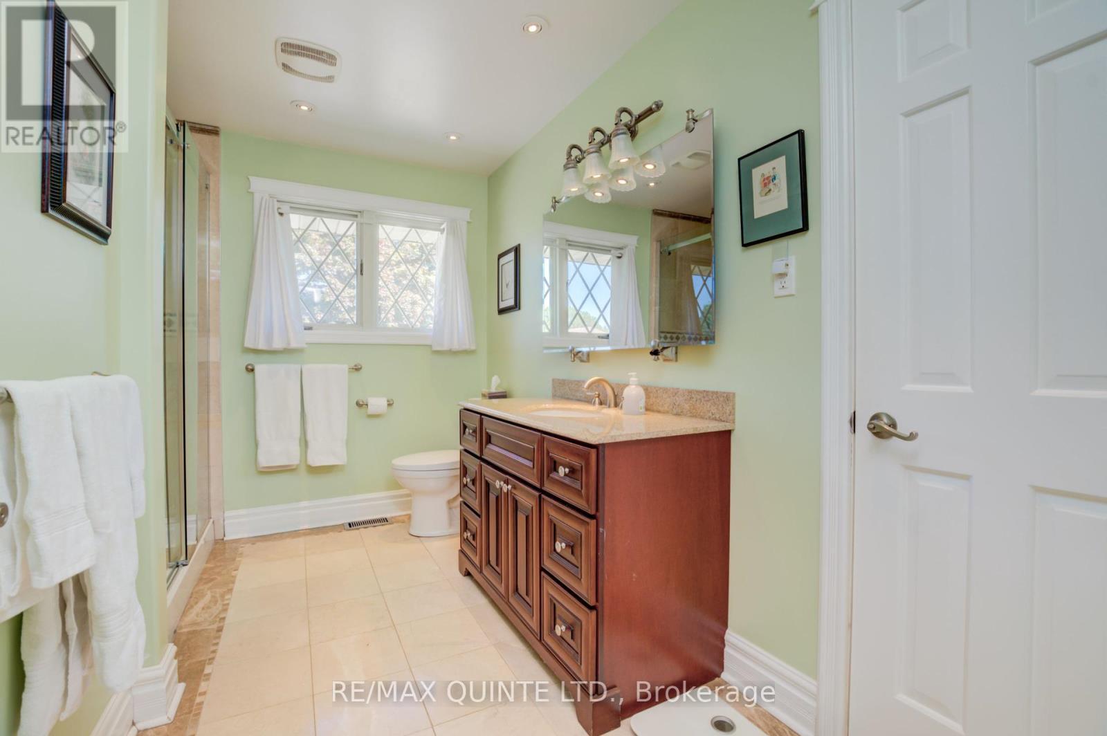 25 Singleton Street, Brighton, ON