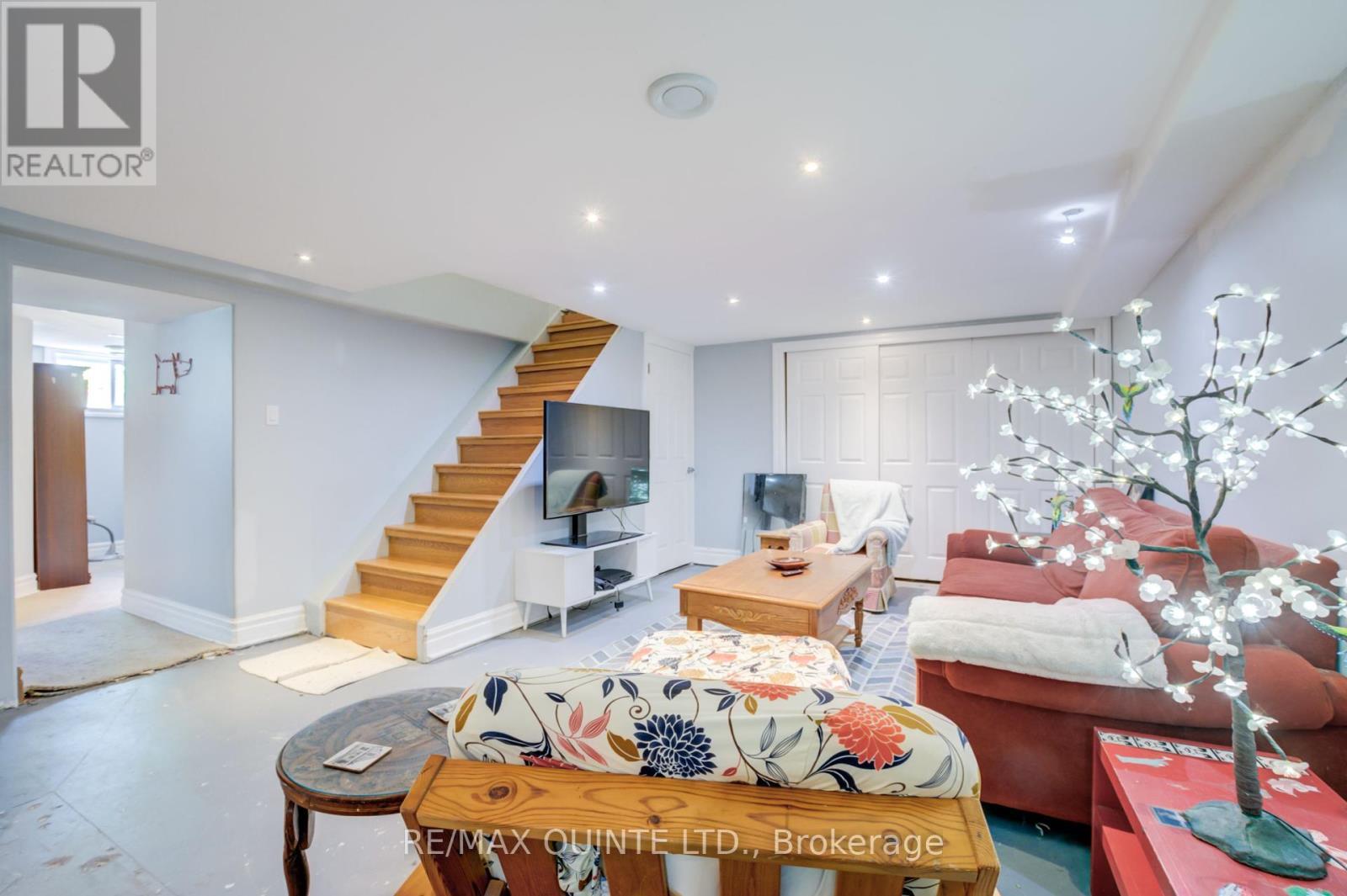 25 Singleton Street, Brighton, ON