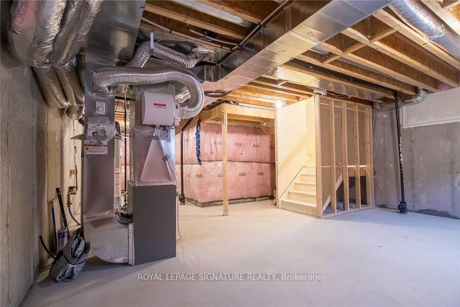 76 Scarletwood Street, Hamilton, ON - Indoor Photo Showing Basement