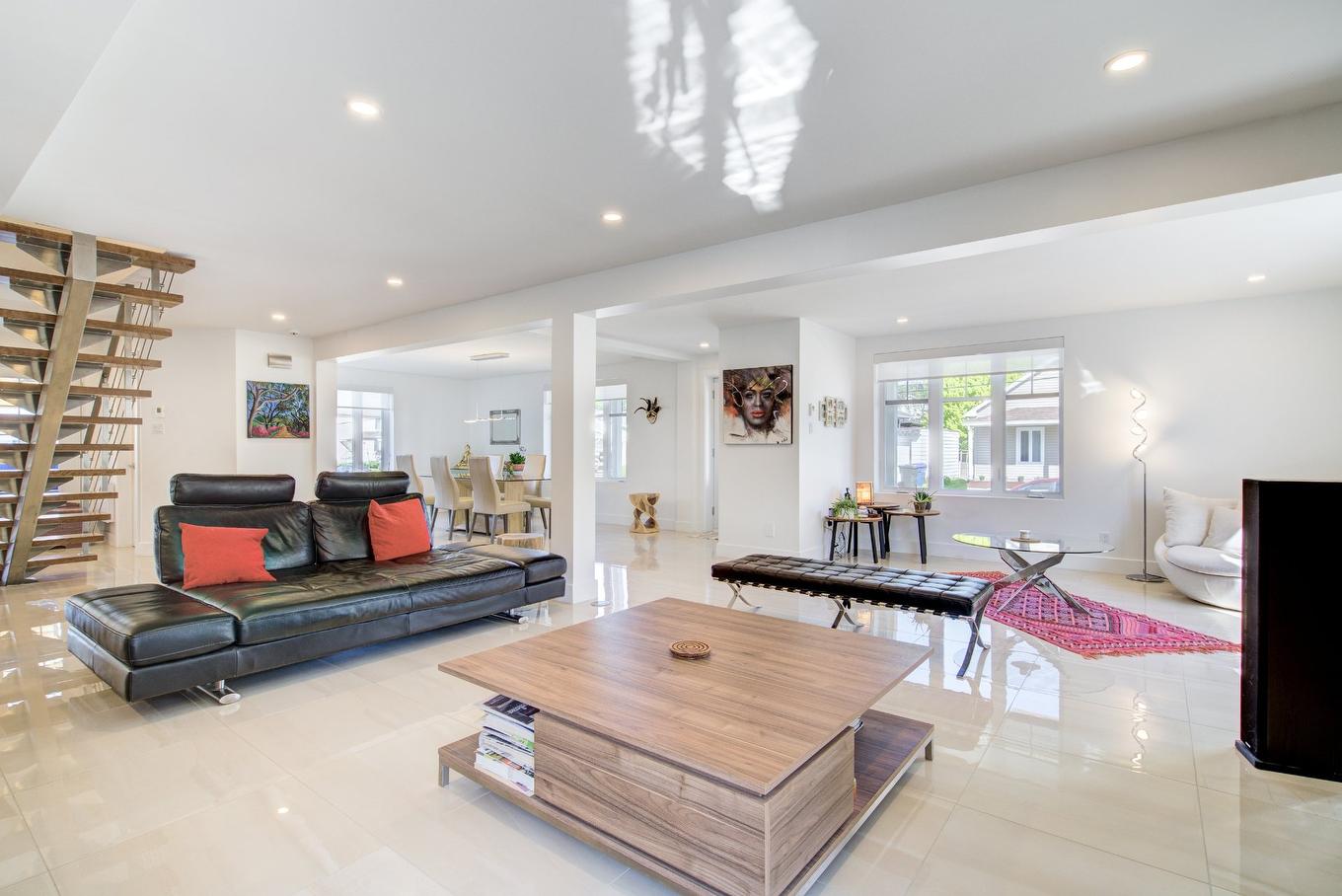 Salon - 11 Rue Dupuis, Saint-Jacques, QC - Indoor Photo Showing Living Room