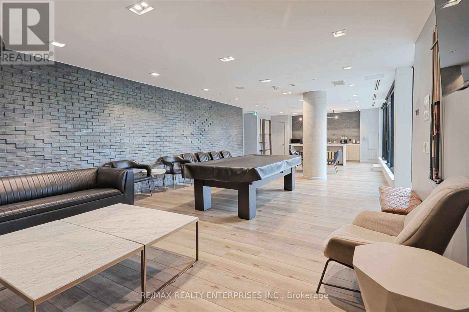 410 - 7 Smith Crescent, Toronto, ON - Indoor Photo Showing Other Room