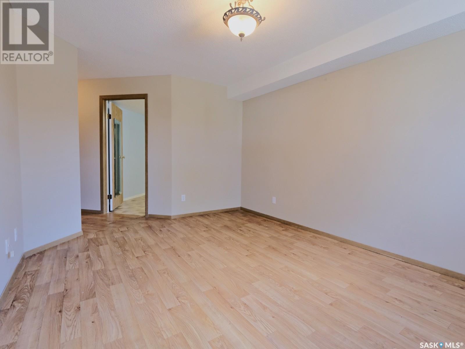 101 114 Third Avenue E, Rosetown, SK - Indoor Photo Showing Other Room