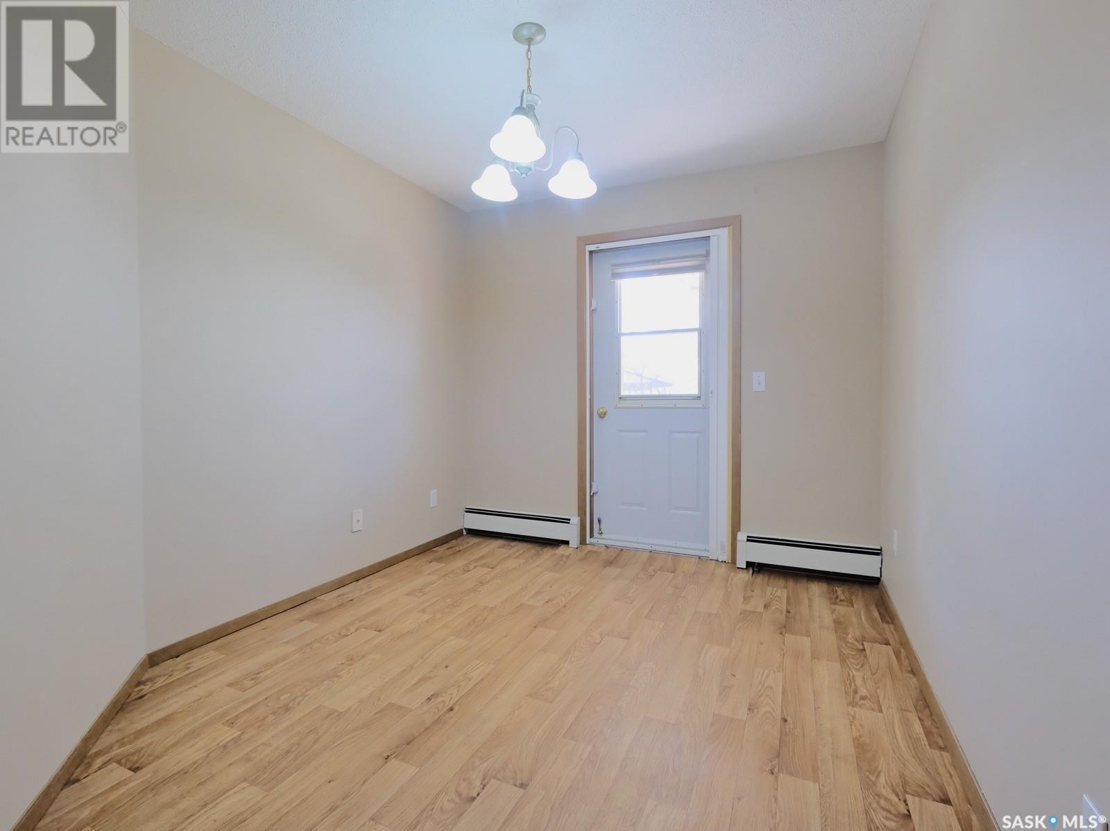 101 114 Third Avenue E, Rosetown, SK - Indoor Photo Showing Other Room