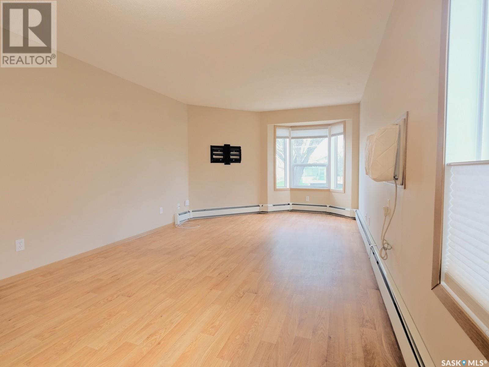 101 114 Third Avenue E, Rosetown, SK - Indoor Photo Showing Other Room