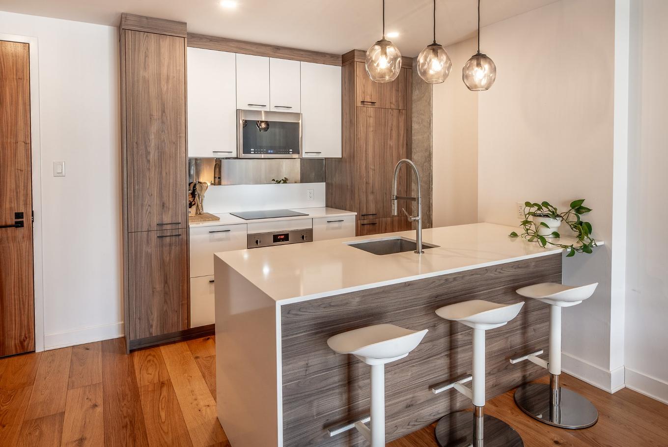 Cuisine - 608-1575 Rue Gareau, Montréal (Ville-Marie), QC - Indoor Photo Showing Kitchen