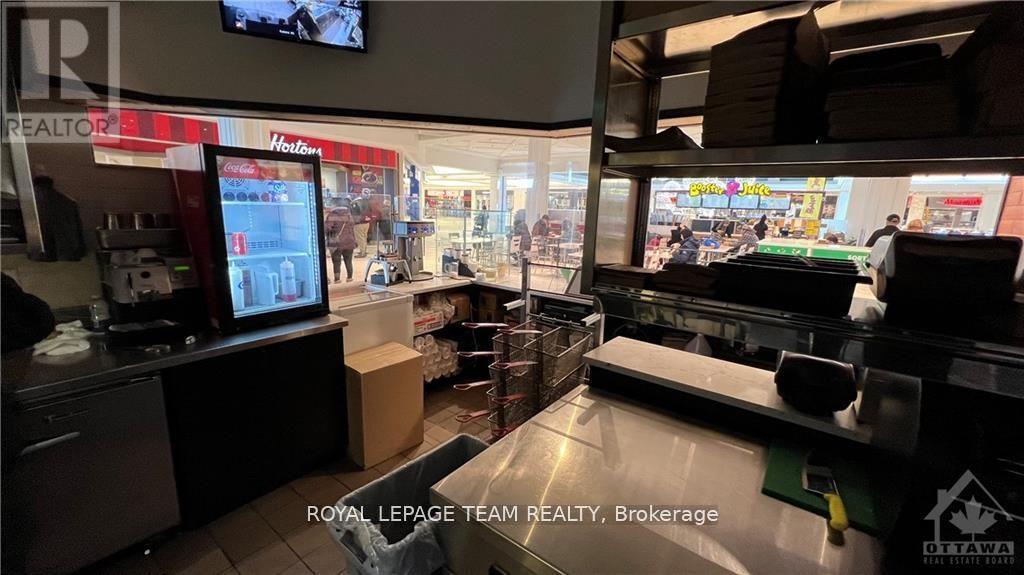 611 - 1200 St Laurent Boulevard, Ottawa, ON