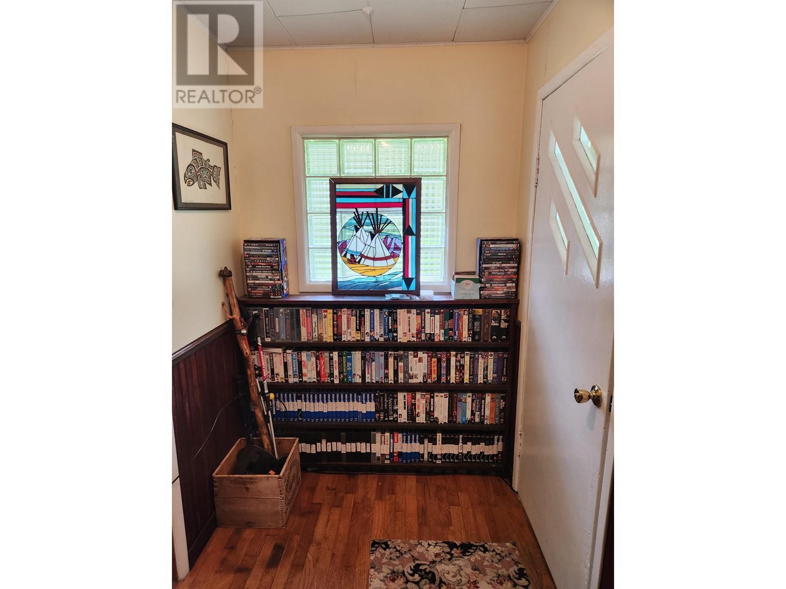 102 Garden Drive, Bella Coola, BC - Indoor