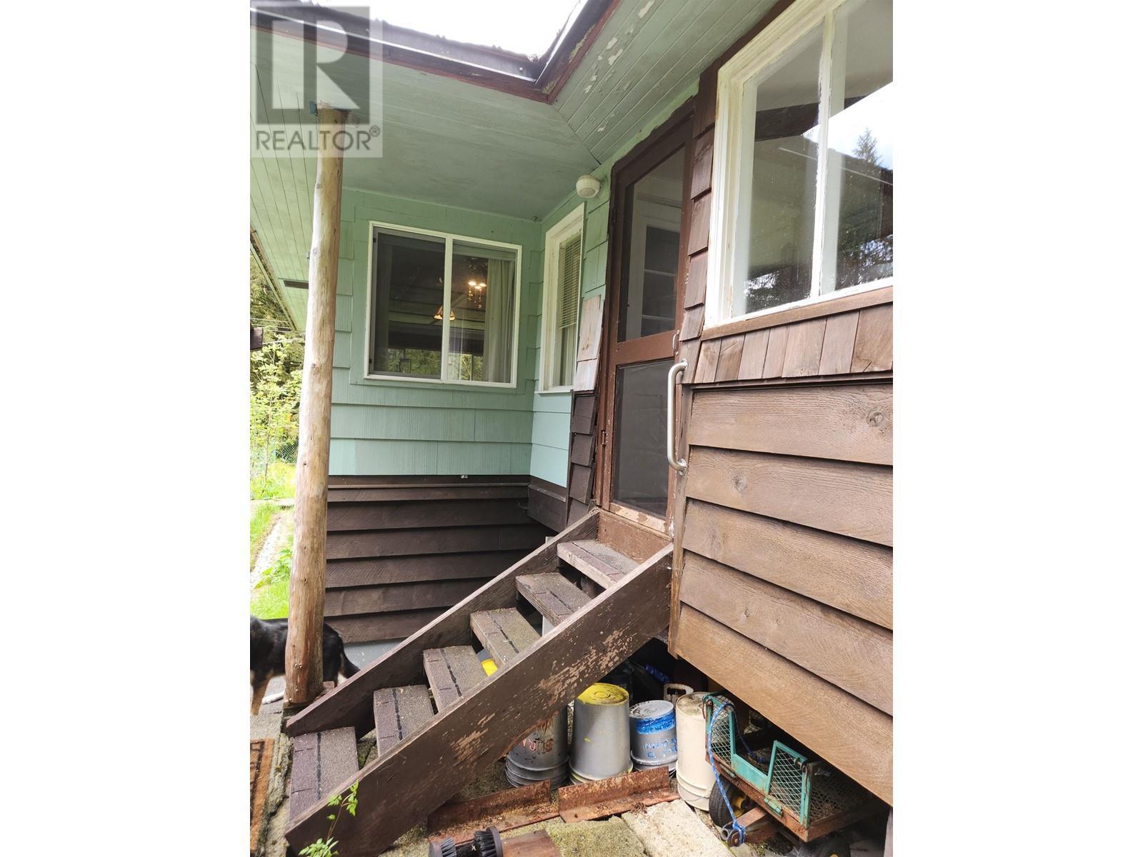 102 Garden Drive, Bella Coola, BC - Outdoor