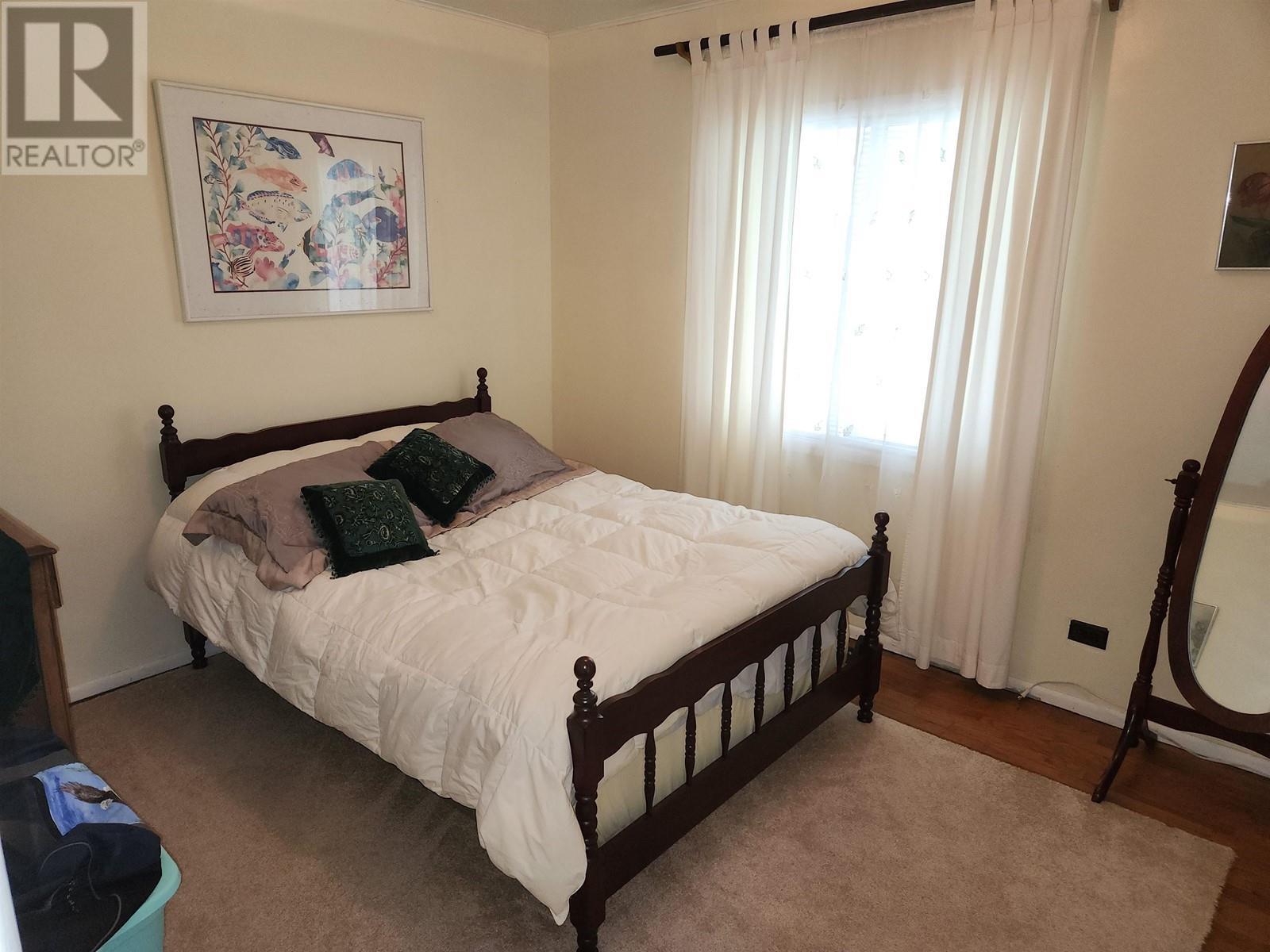 102 Garden Drive, Bella Coola, BC - Indoor Photo Showing Bedroom