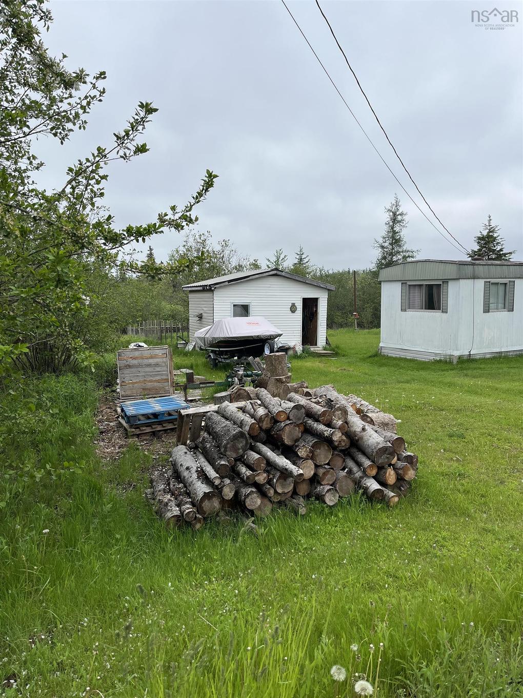 190 South Road, South Section, NS