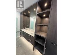 Ensuite -