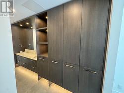 Ensuite -
