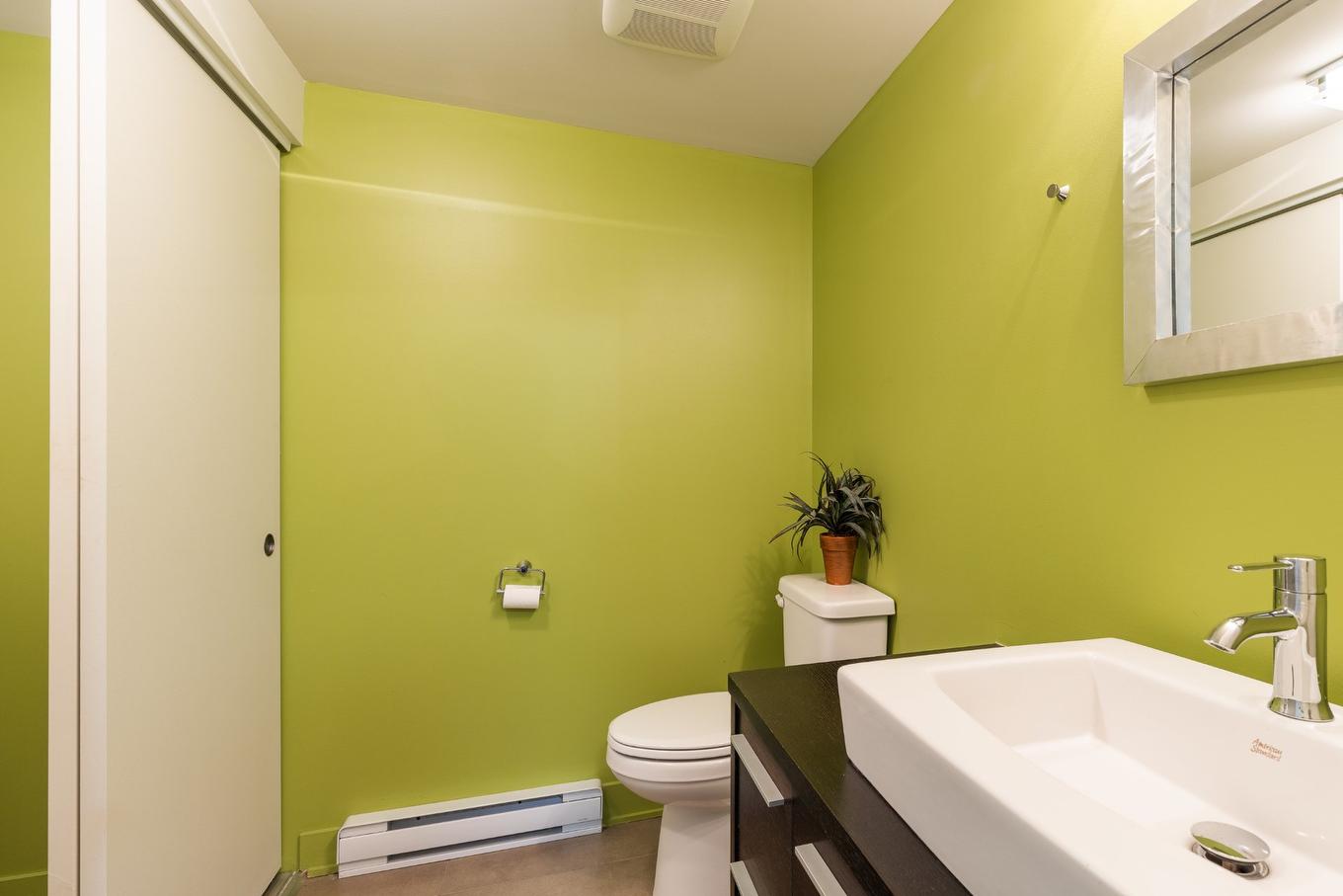 Salle d'eau - 508-2118 Rue St-Dominique, Montréal (Ville-Marie), QC - Indoor Photo Showing Bathroom