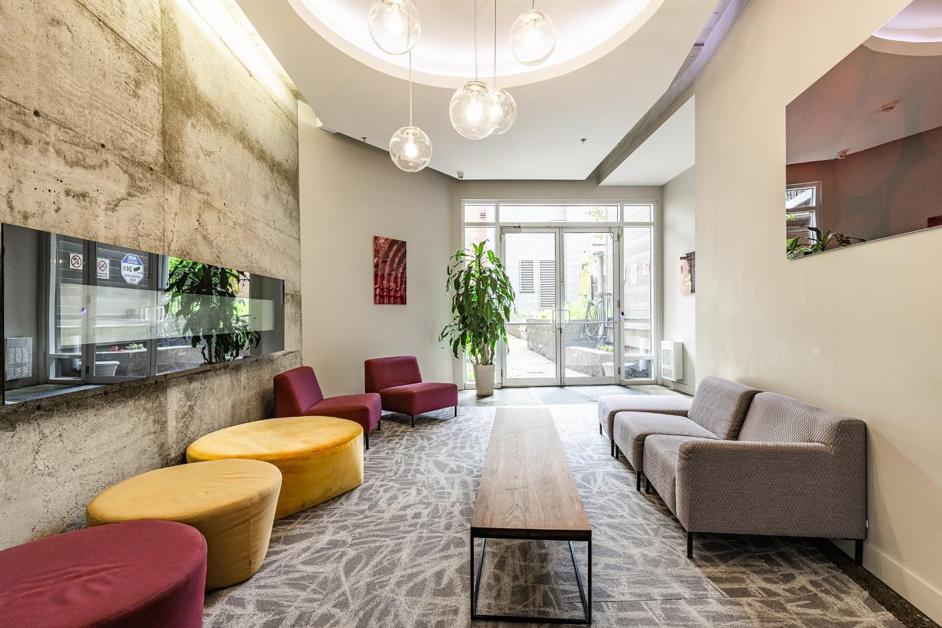 Entrée extérieure - 508-2118 Rue St-Dominique, Montréal (Ville-Marie), QC - Indoor Photo Showing Living Room