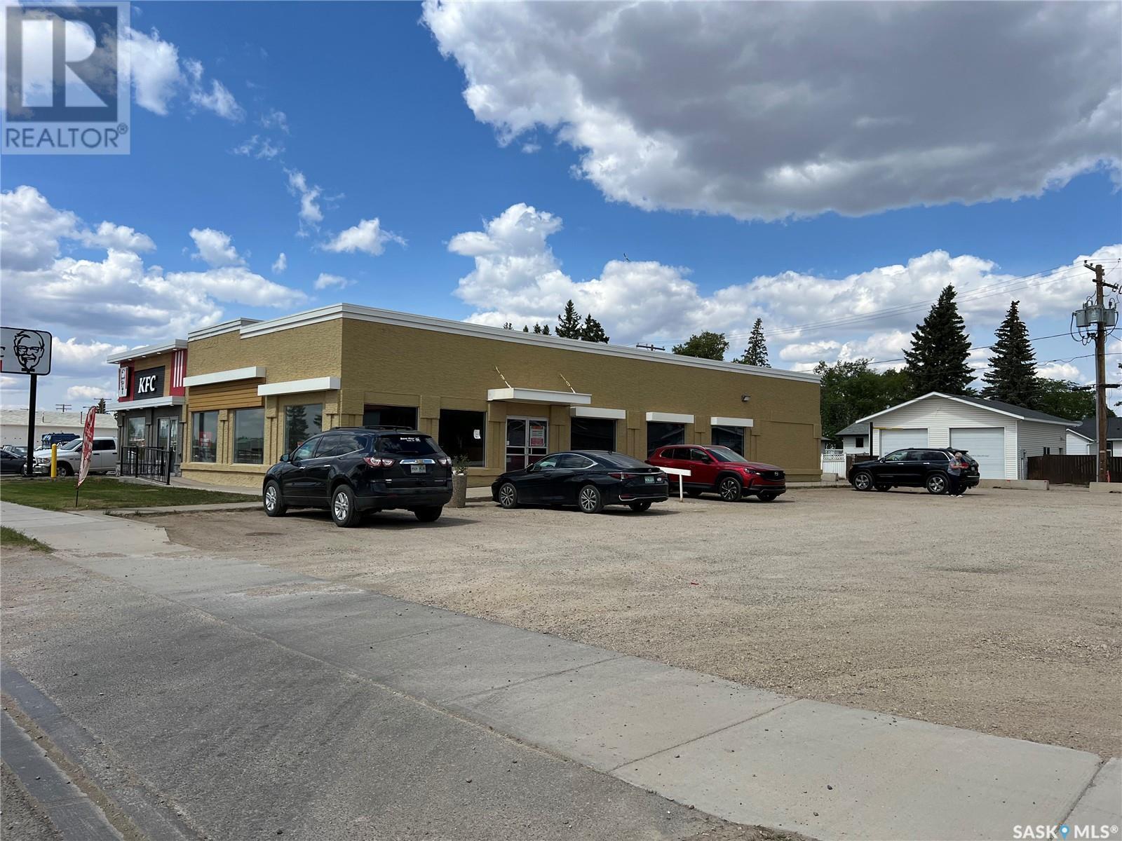 East Part 310 - 316 Saskatchewan Drive E, Melfort, SK