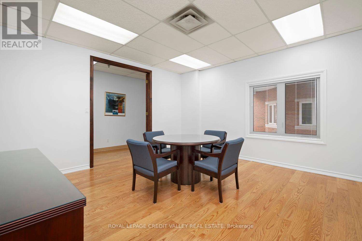 201 - 335 Renfrew Drive, Markham, ON