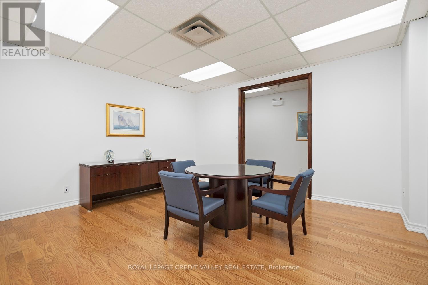 201 - 335 Renfrew Drive, Markham, ON