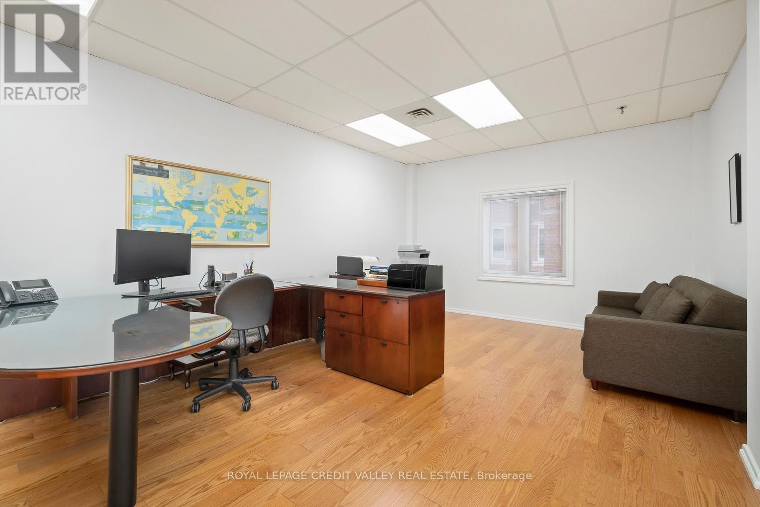 201 - 335 Renfrew Drive, Markham, ON