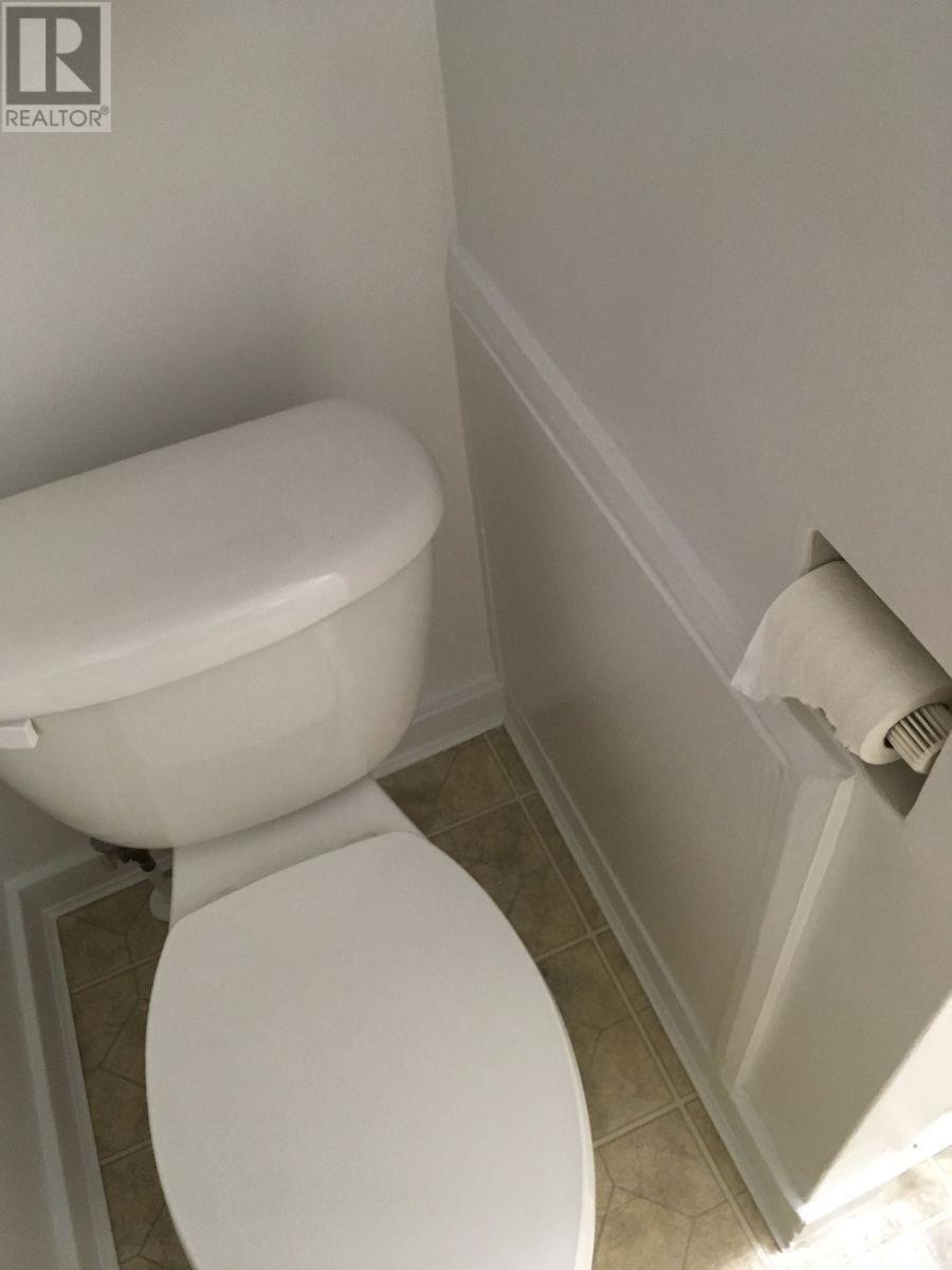 7208 89Th Street, Osoyoos, BC - Indoor Photo Showing Bathroom