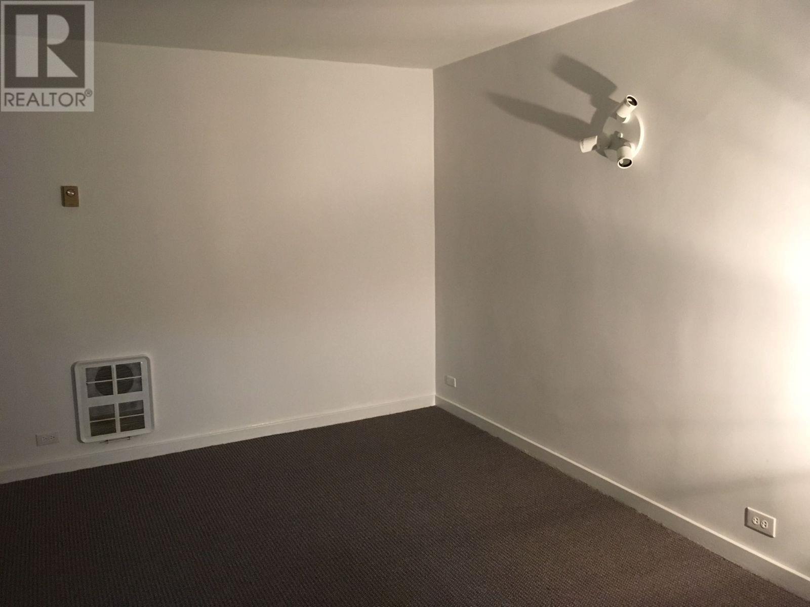 7208 89Th Street, Osoyoos, BC - Indoor Photo Showing Other Room