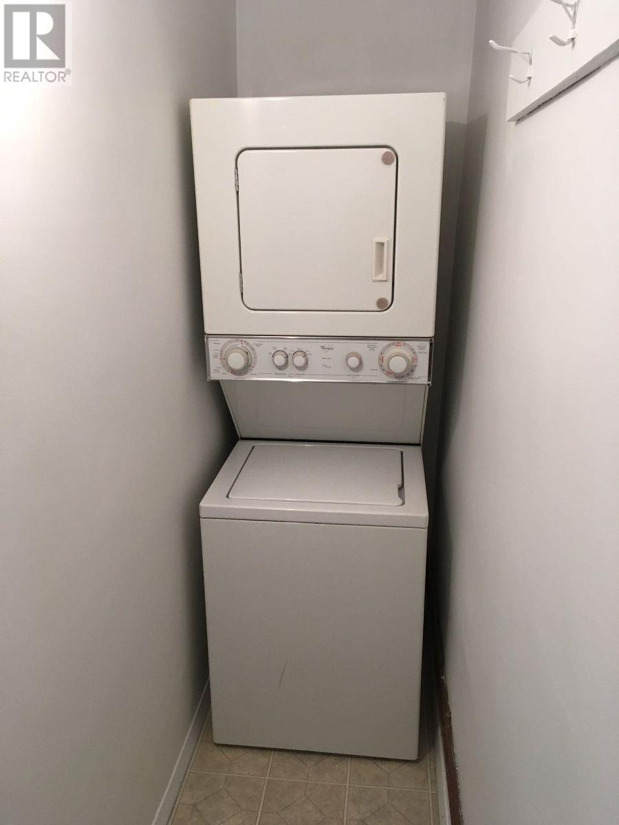 7208 89Th Street, Osoyoos, BC - Indoor Photo Showing Laundry Room