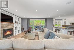 Seamless flow on the main floor -