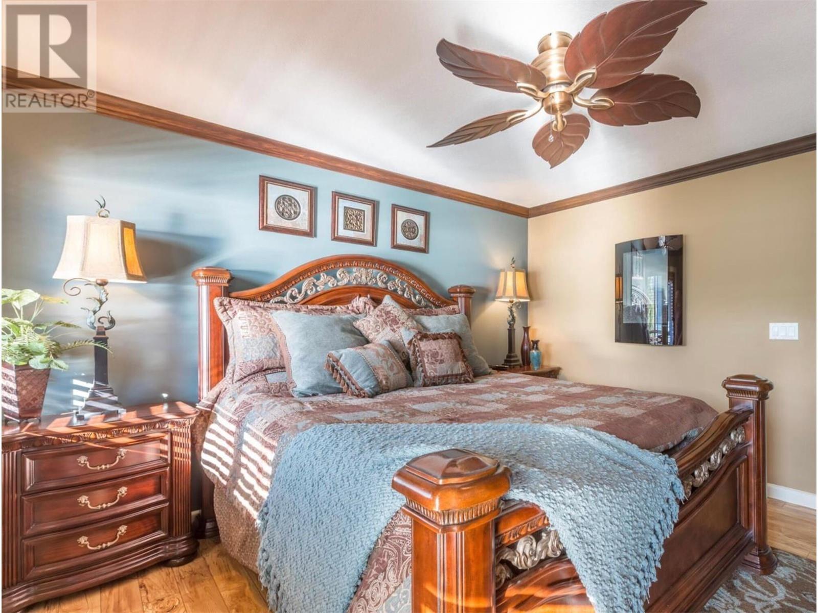 15010 & 15020 Tamarack Drive, Coldstream, BC - Indoor Photo Showing Bedroom