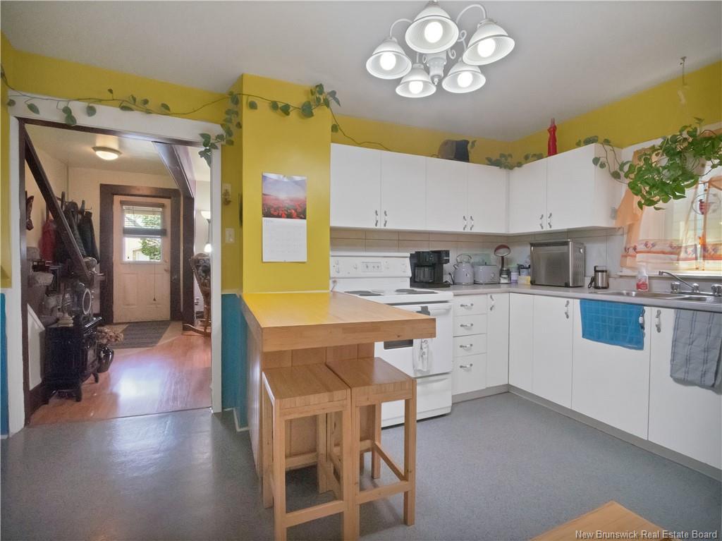 58 Elm St, Moncton, NB