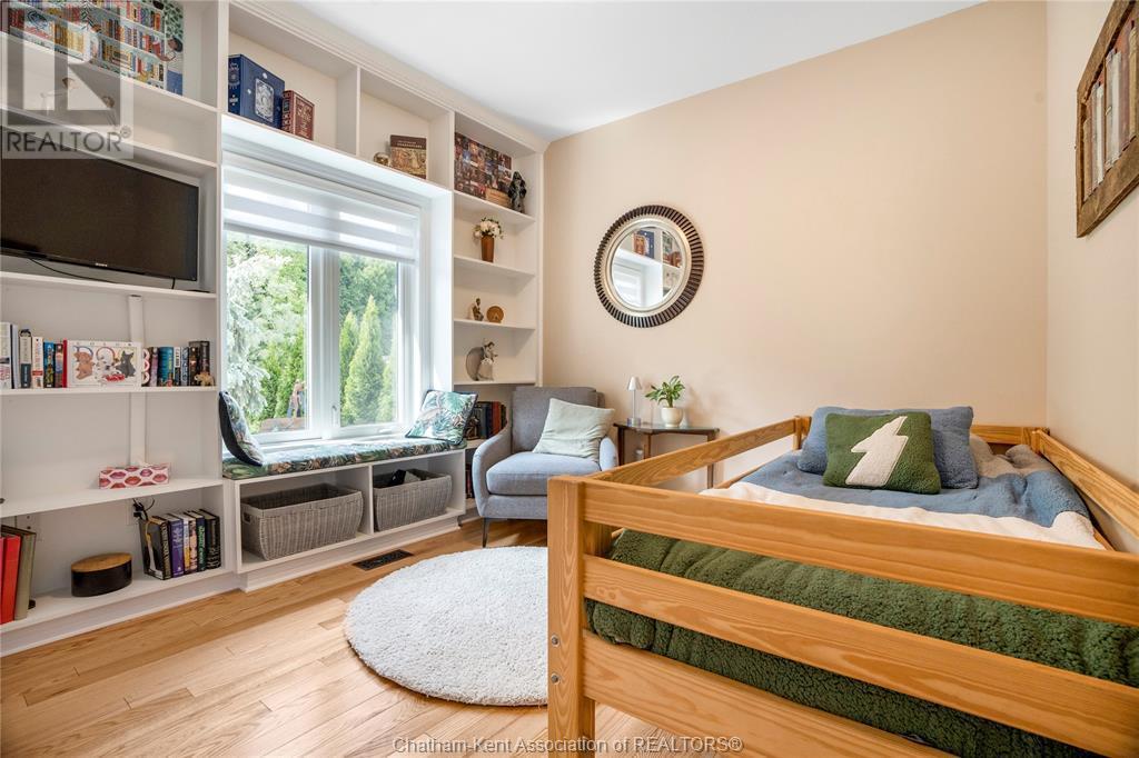 31 Stonegate Walk, Raleigh Township, ON - Indoor Photo Showing Bedroom