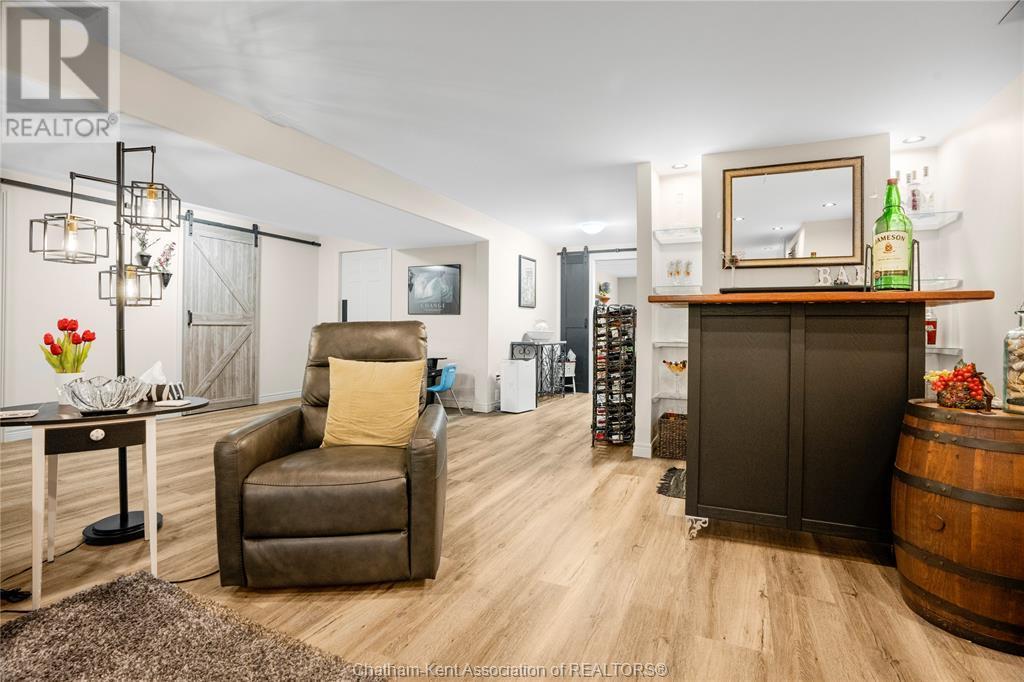 31 Stonegate Walk, Raleigh Township, ON - Indoor