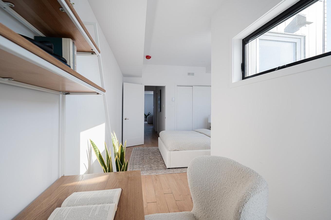 Office - 6272 Av. De Gaspé, Montréal (Rosemont/La Petite-Patrie), QC - Indoor Photo Showing Other Room