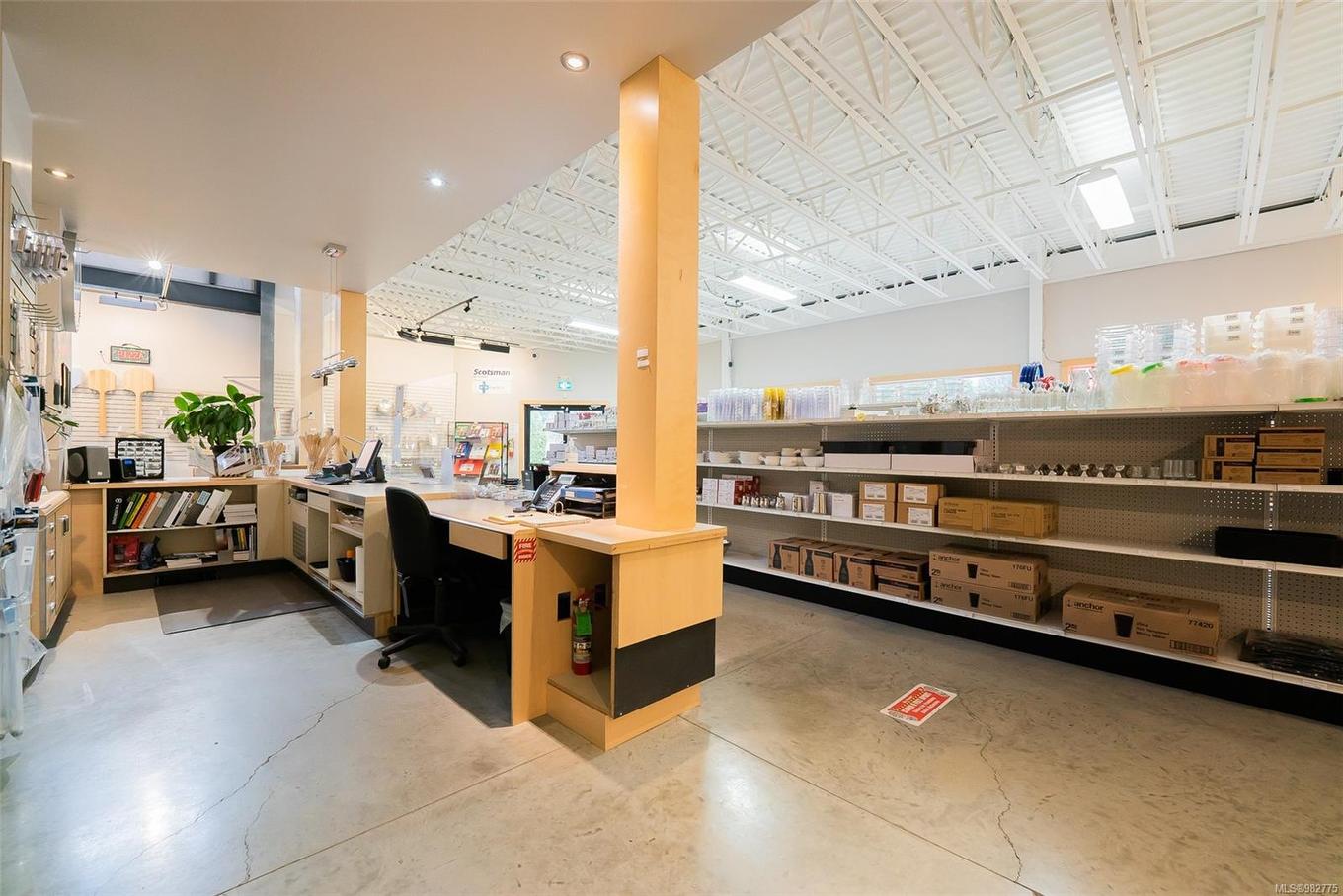 7431 Industrial Rd, Lantzville, BC