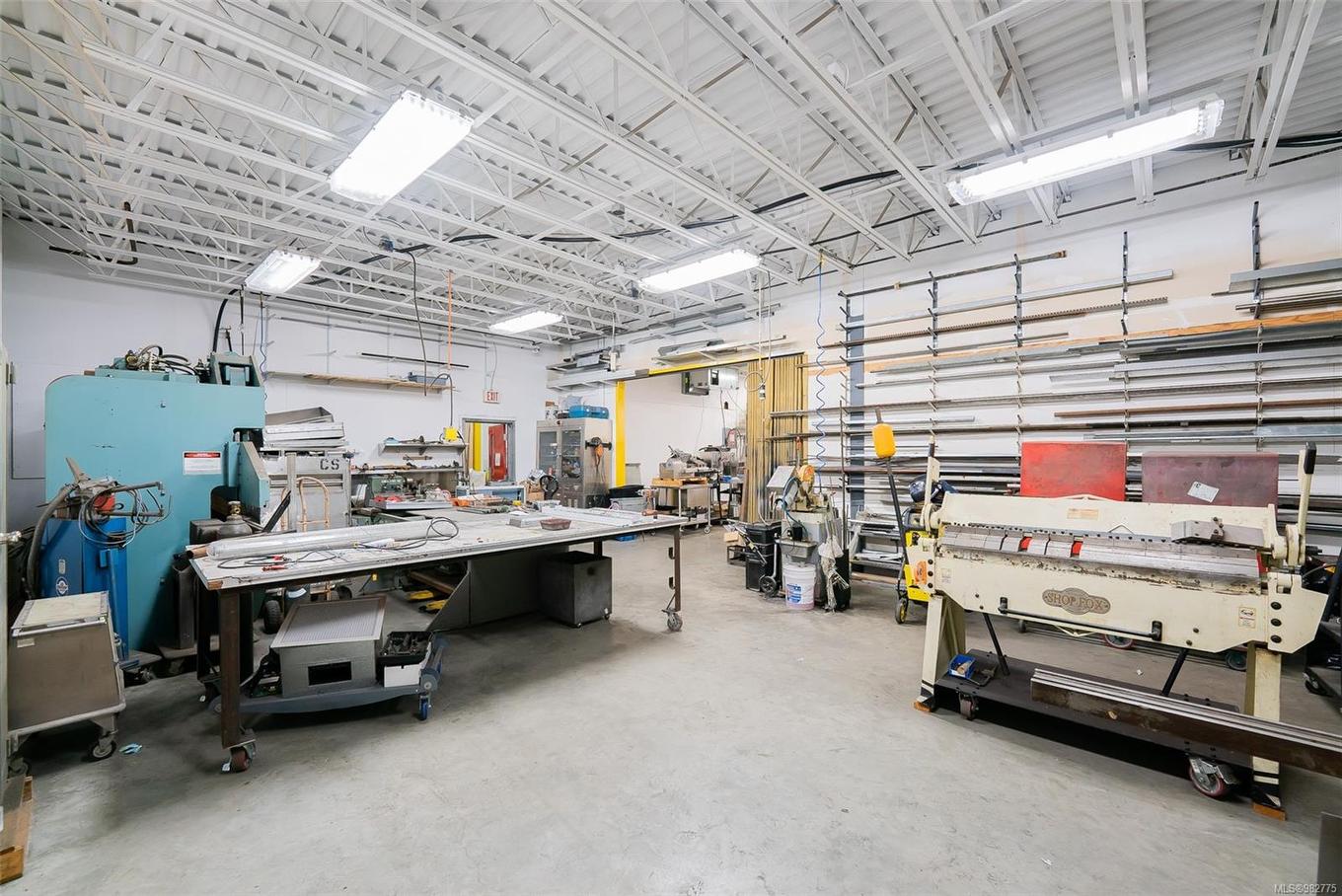 7431 Industrial Rd, Lantzville, BC