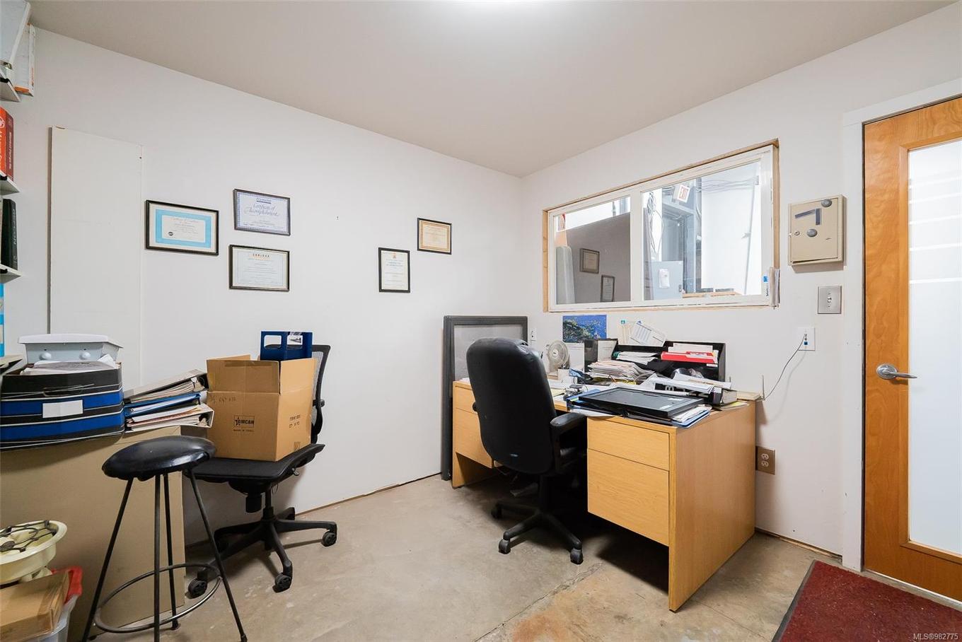 7431 Industrial Rd, Lantzville, BC