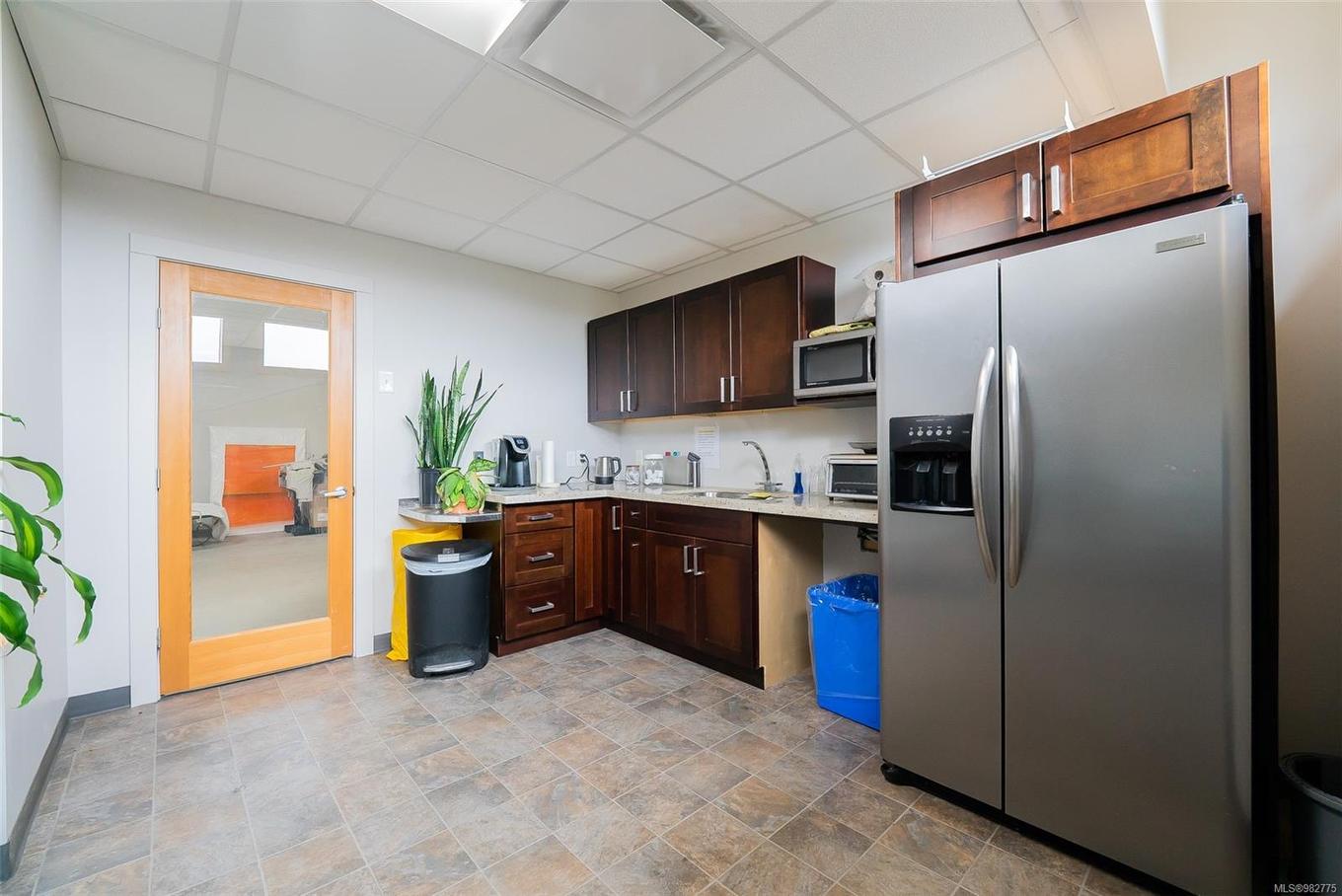 7431 Industrial Rd, Lantzville, BC