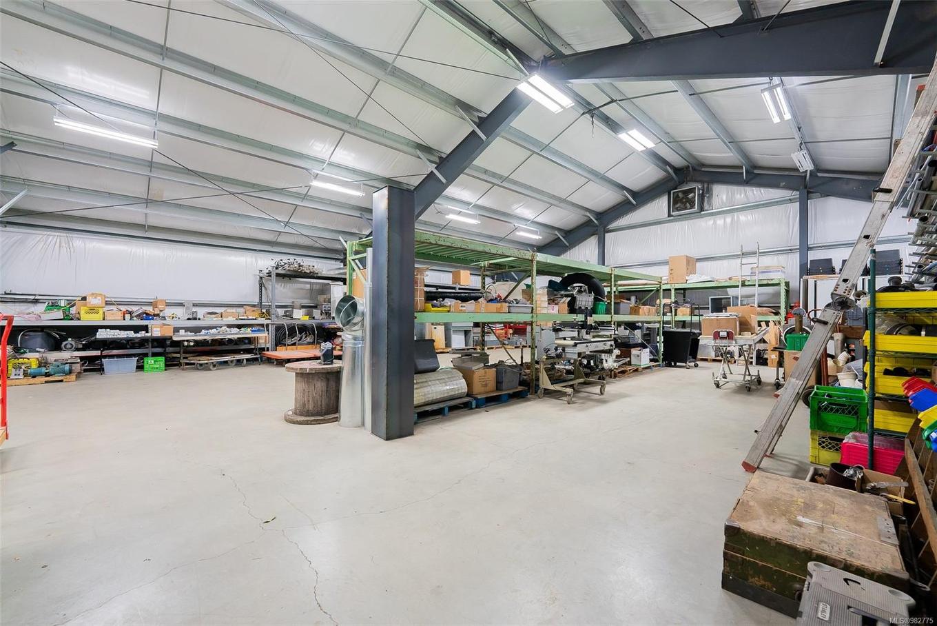 7431 Industrial Rd, Lantzville, BC