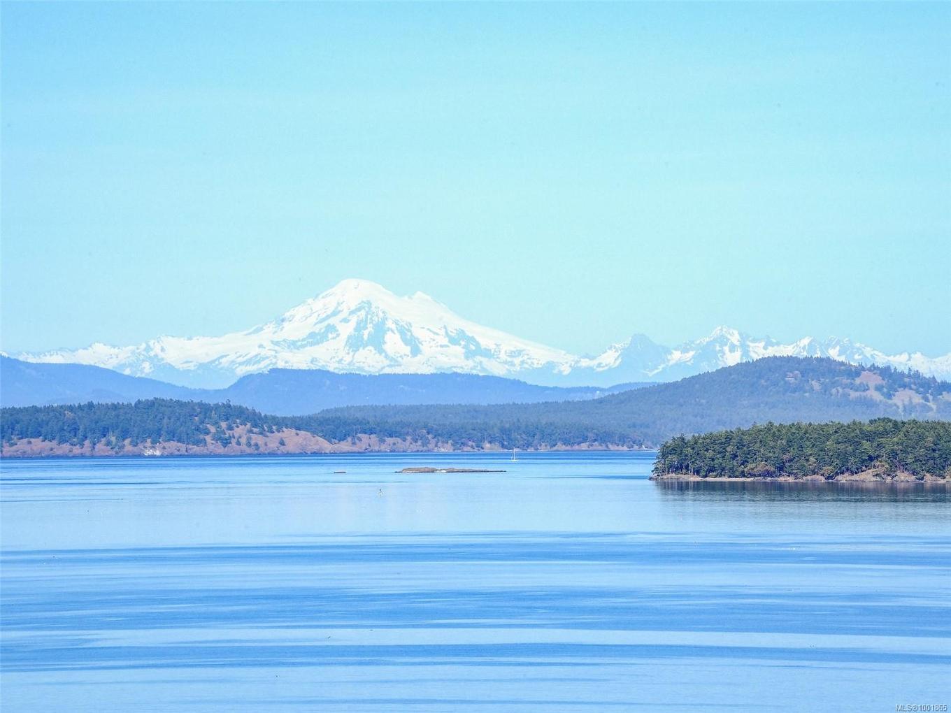 3191 Martindale Rd, Central Saanich, BC