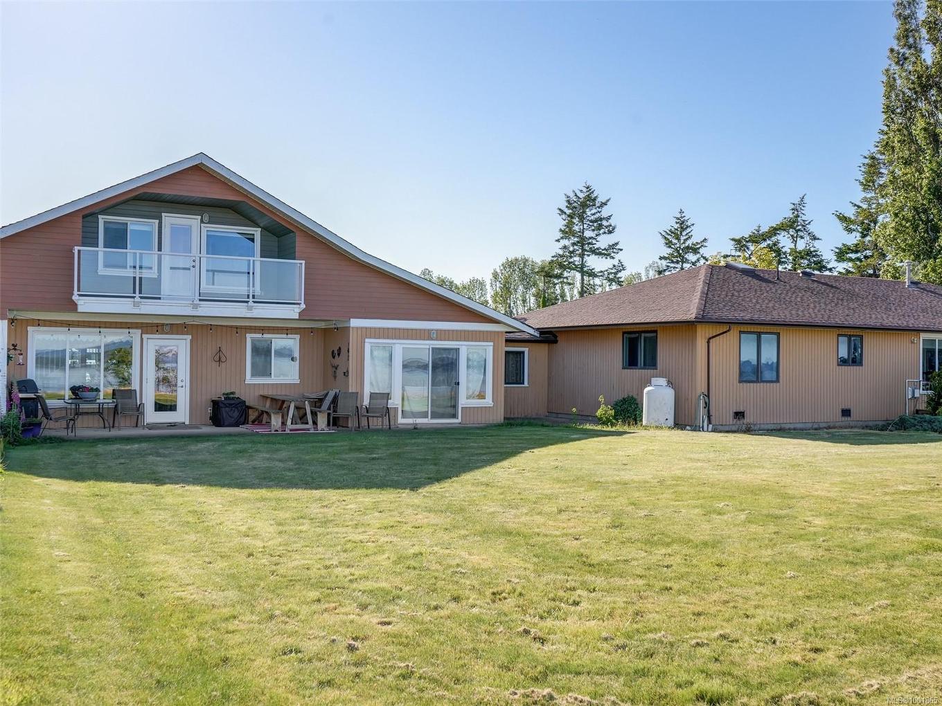 3191 Martindale Rd, Central Saanich, BC