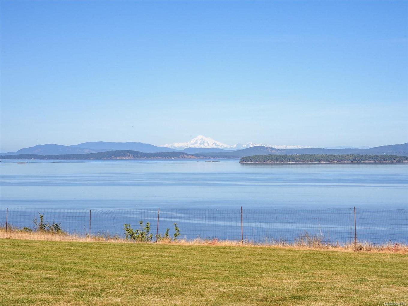 3191 Martindale Rd, Central Saanich, BC