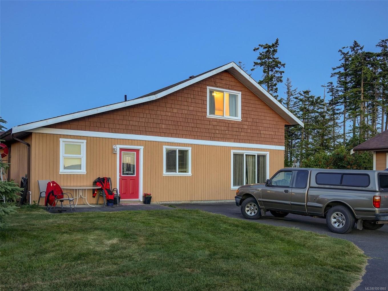 3191 Martindale Rd, Central Saanich, BC